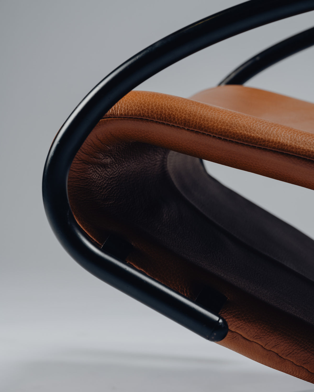 FAUTEUIL EN ACIER ET CUIR, VERNER PANTON, FRITZ HANSEN, 1970s