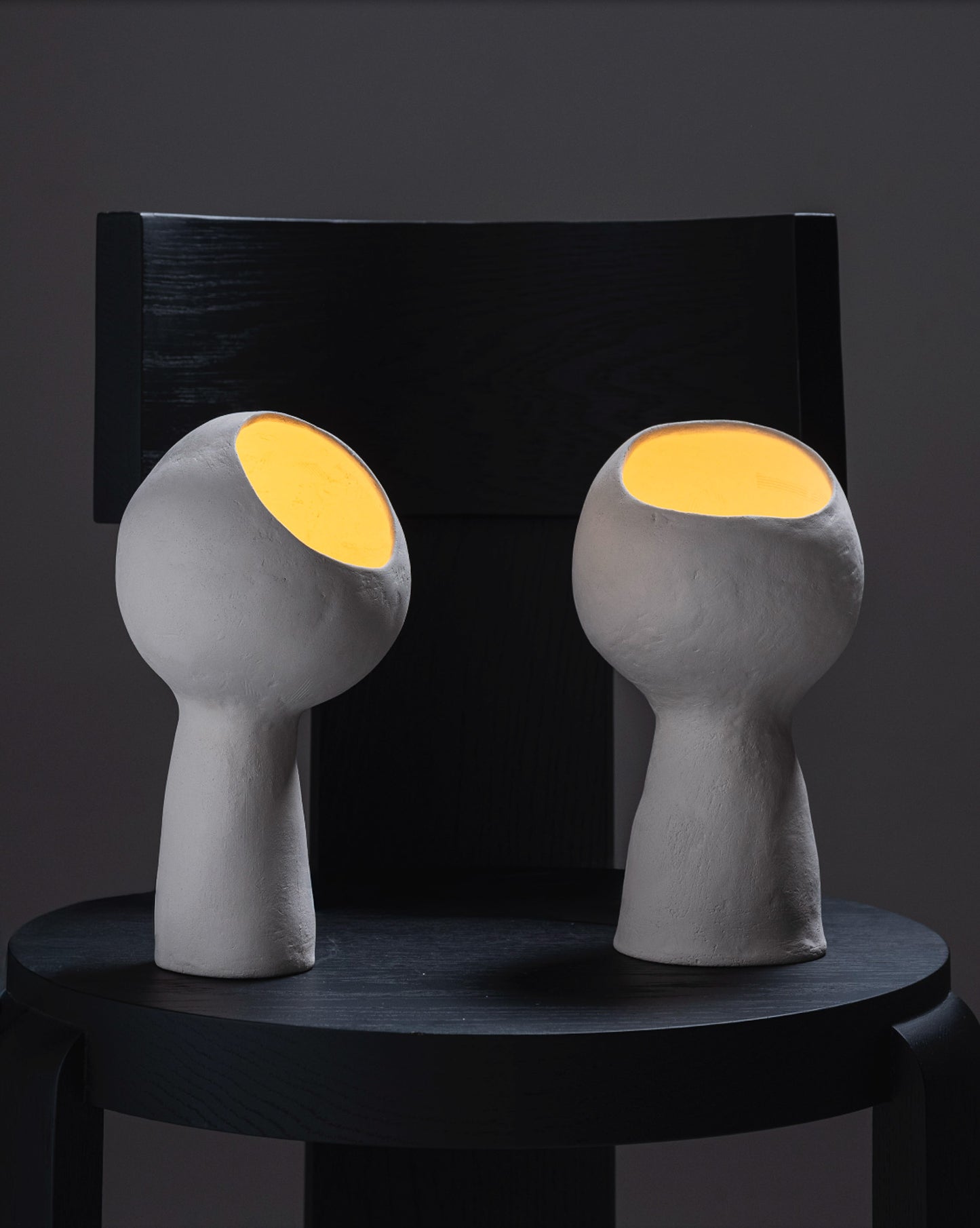 GLOBES TABLE LAMP IN STONEWARE