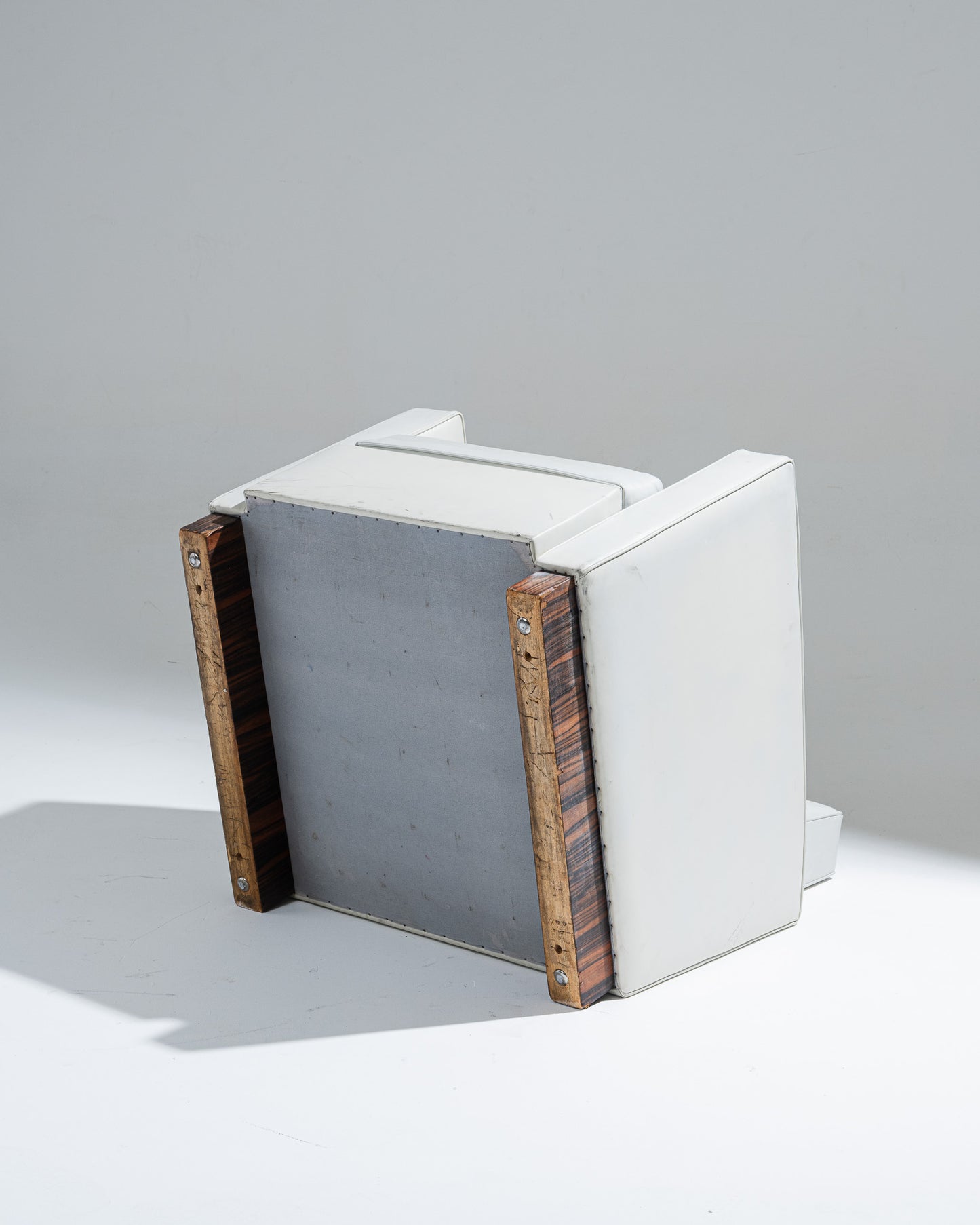 FAUTEUIL EN CUIR ART DÉCO, JACQUES ADNET, 1930s