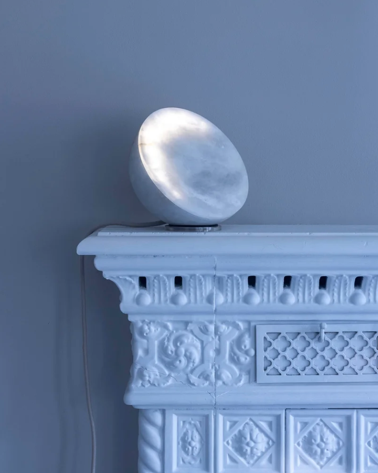 Moon M16 lamp