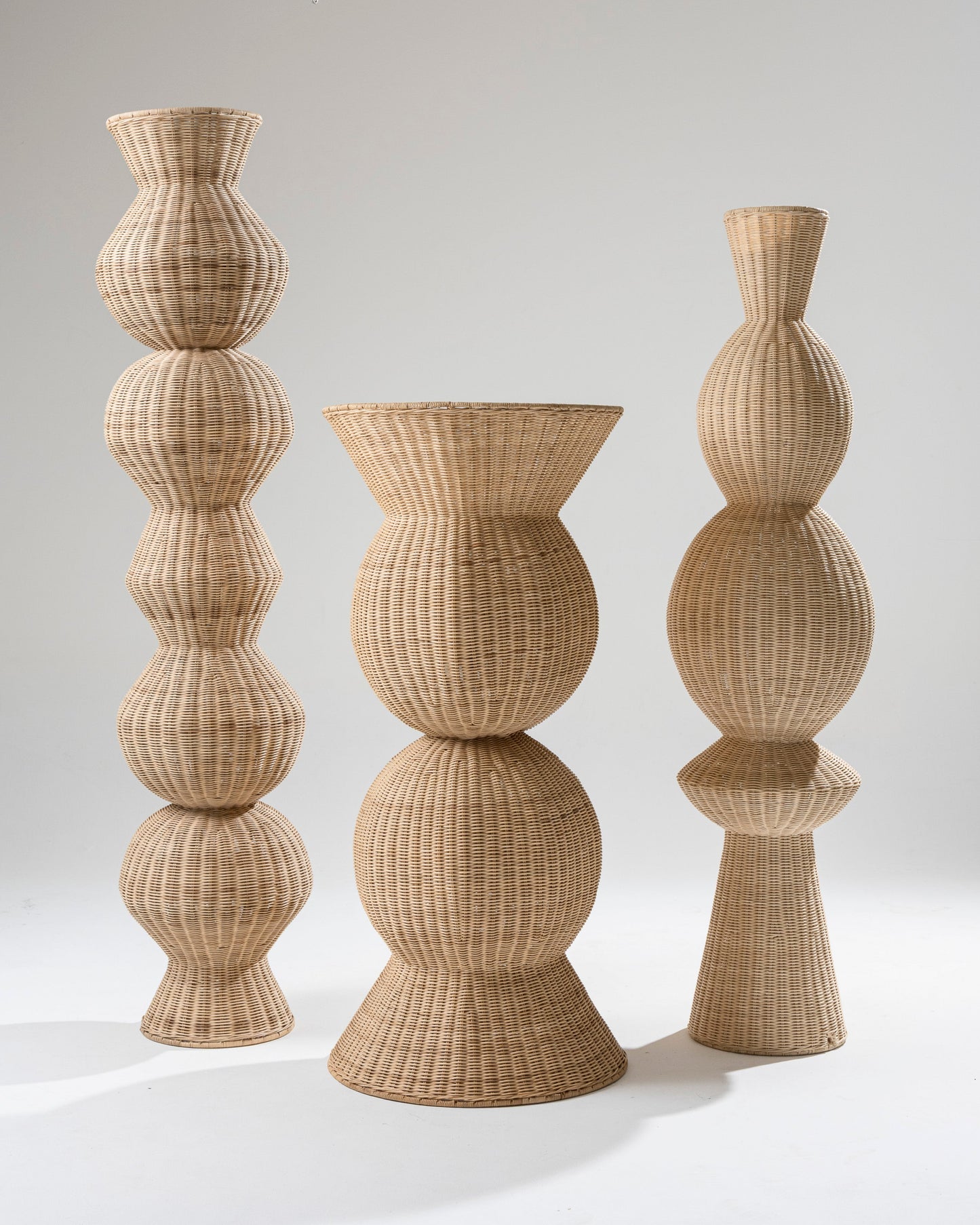 Rattan column floor lamp