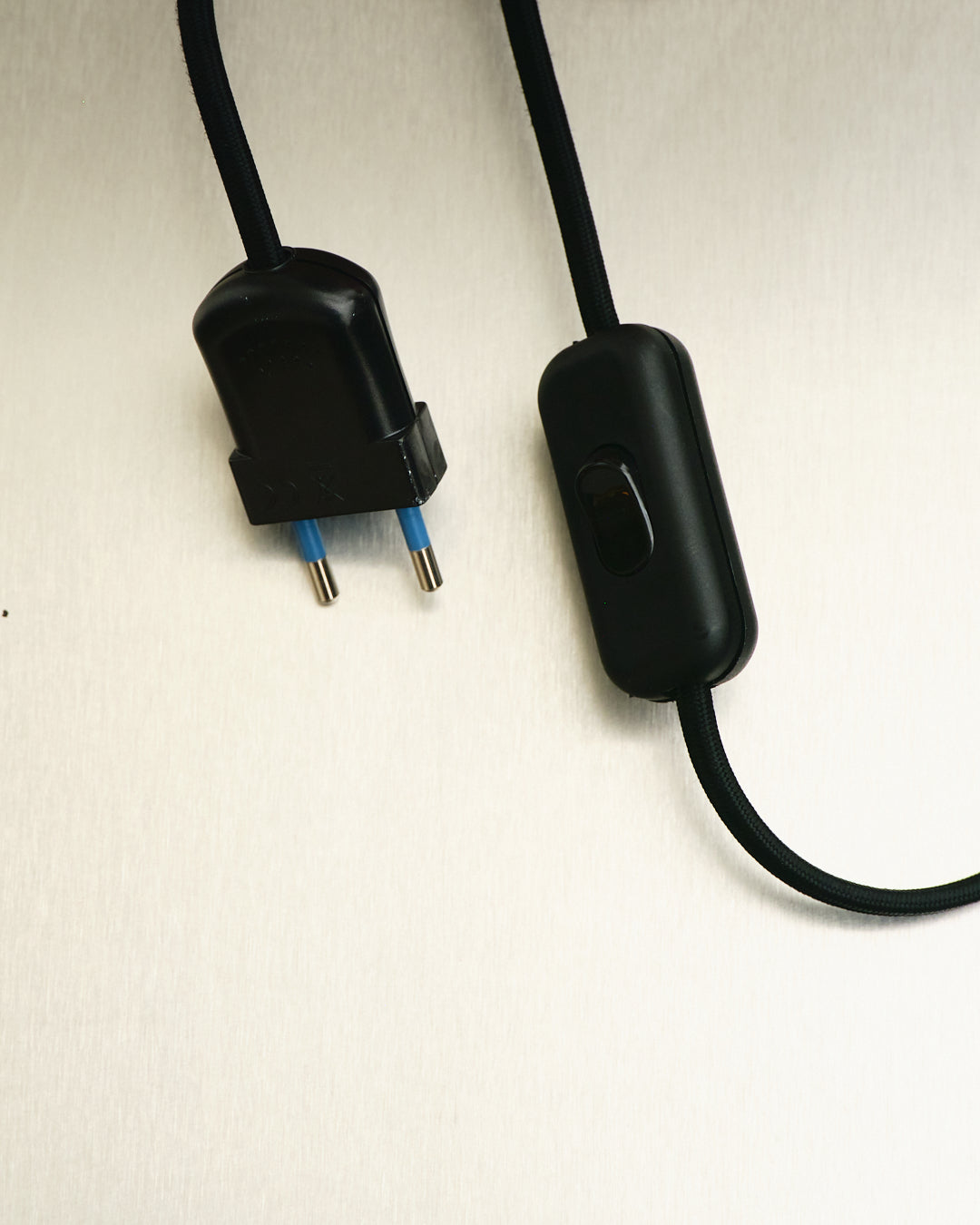 LAMPE GLOBE COCA WHITE