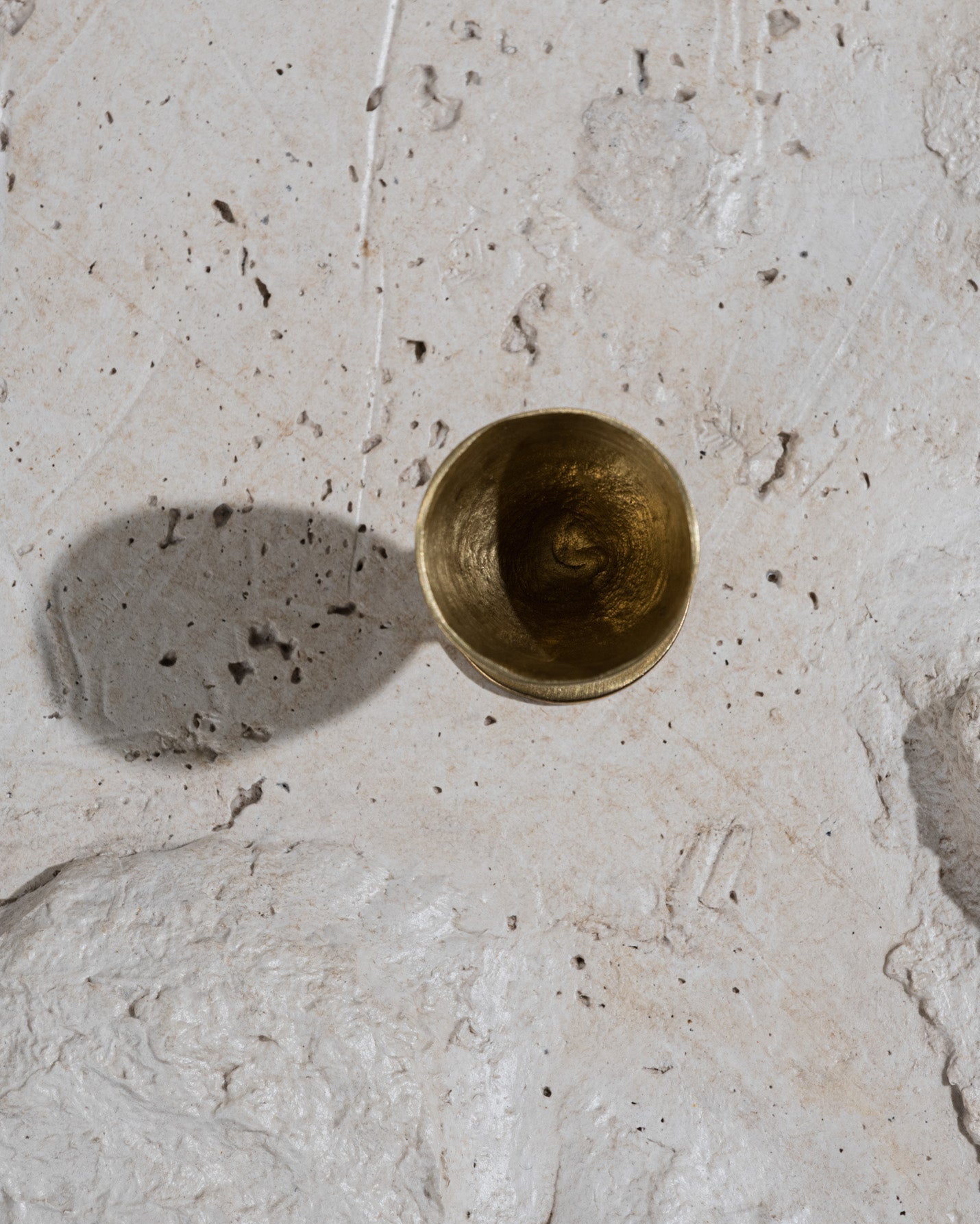 Brass egg cup Cluster Graal n°6