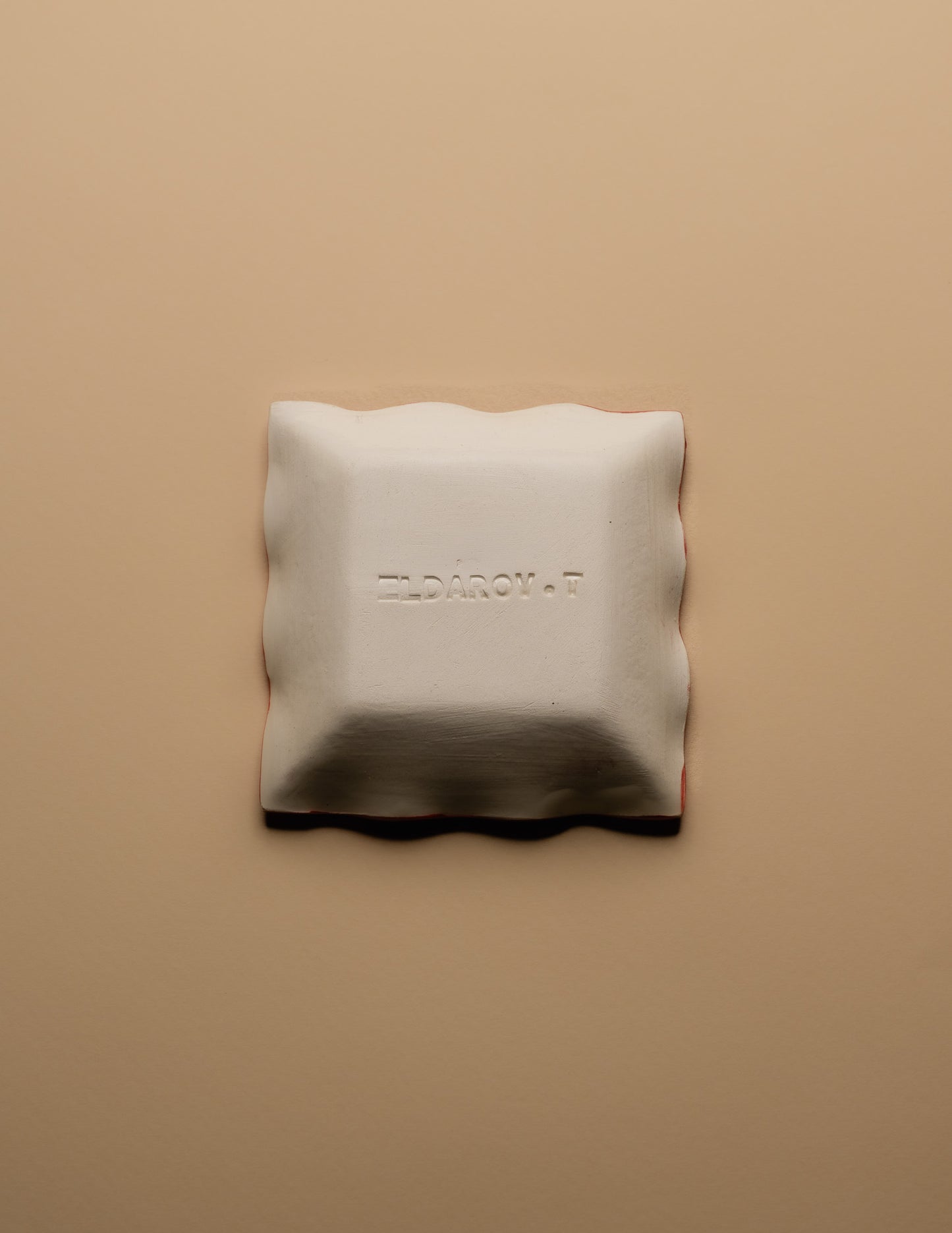 WHITE CERAMIC POCKET TRAY