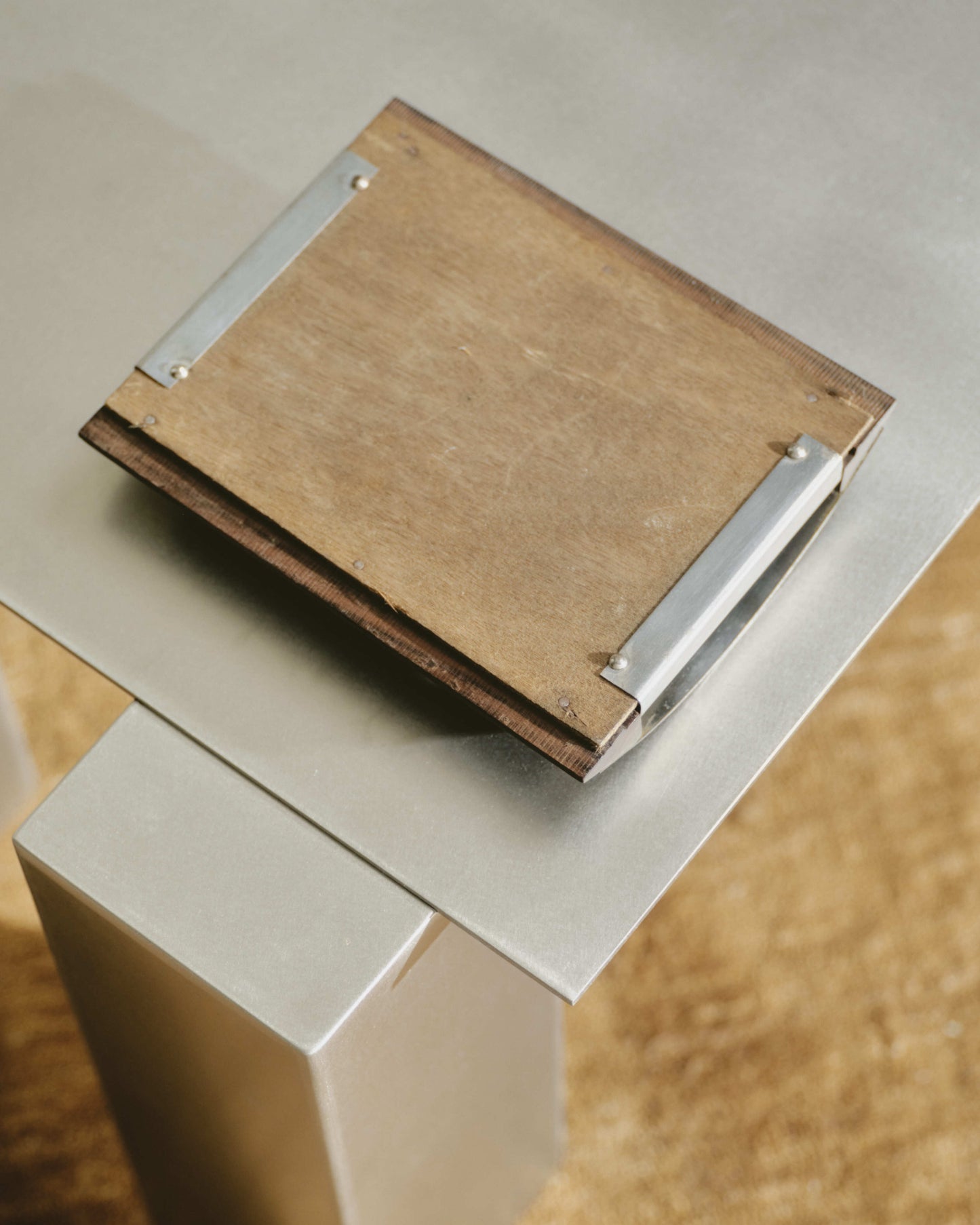 BOÎTE EN MÉTAL ET VERRE, 1930s