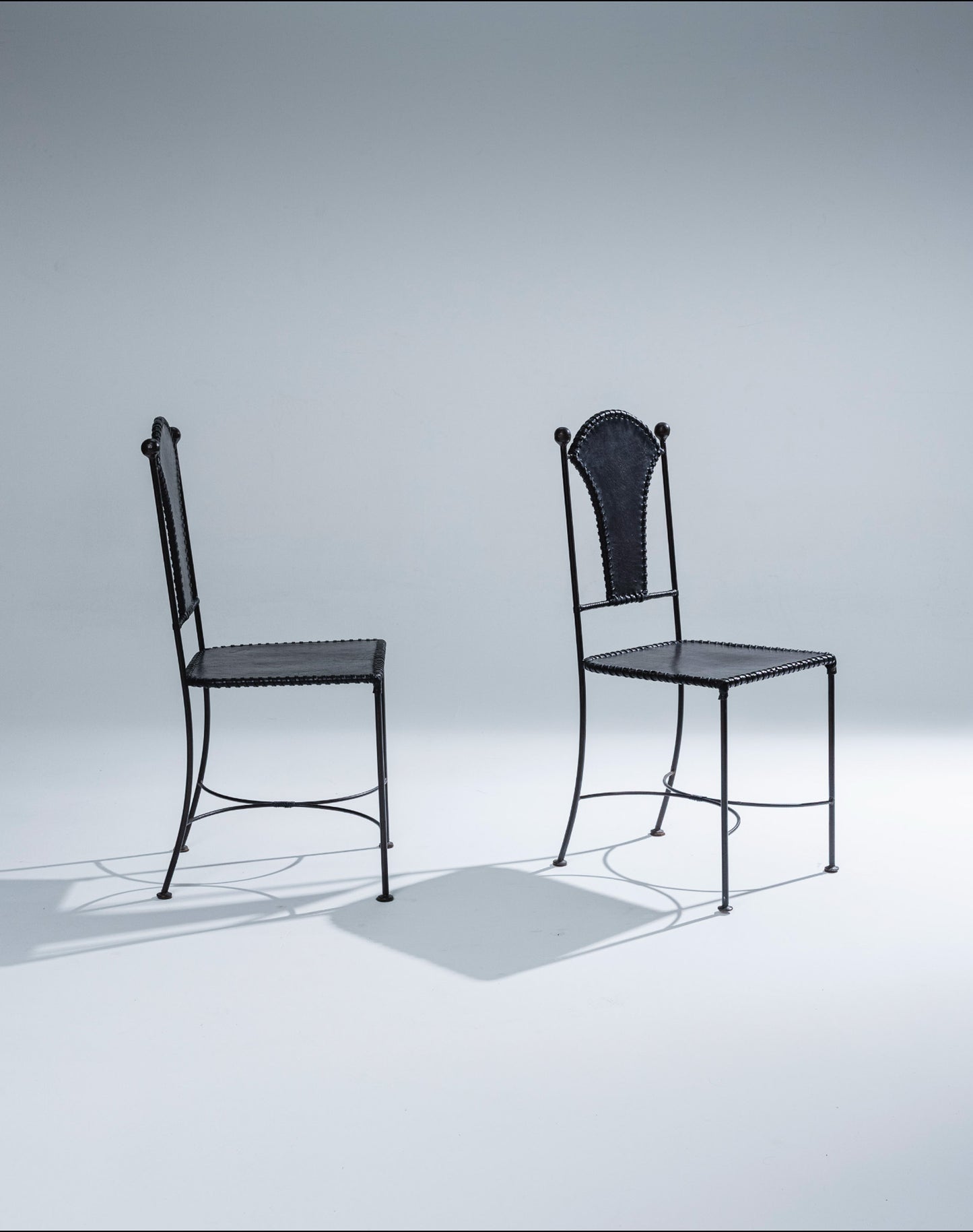 SET DE 4 CHAISES EN CUIR ET MÉTAL, 1970s