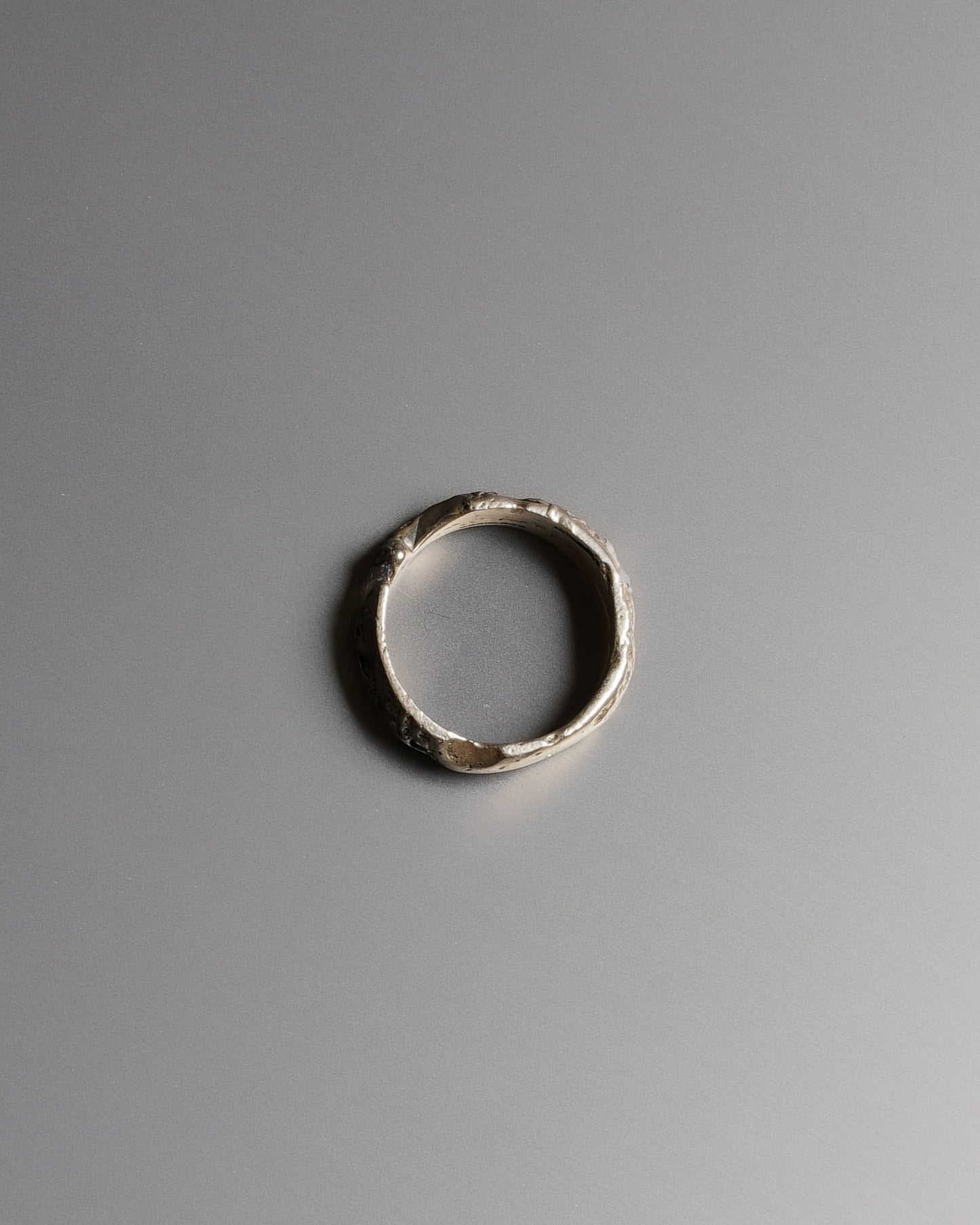 ETHEREAL RING IN 925 SILVER