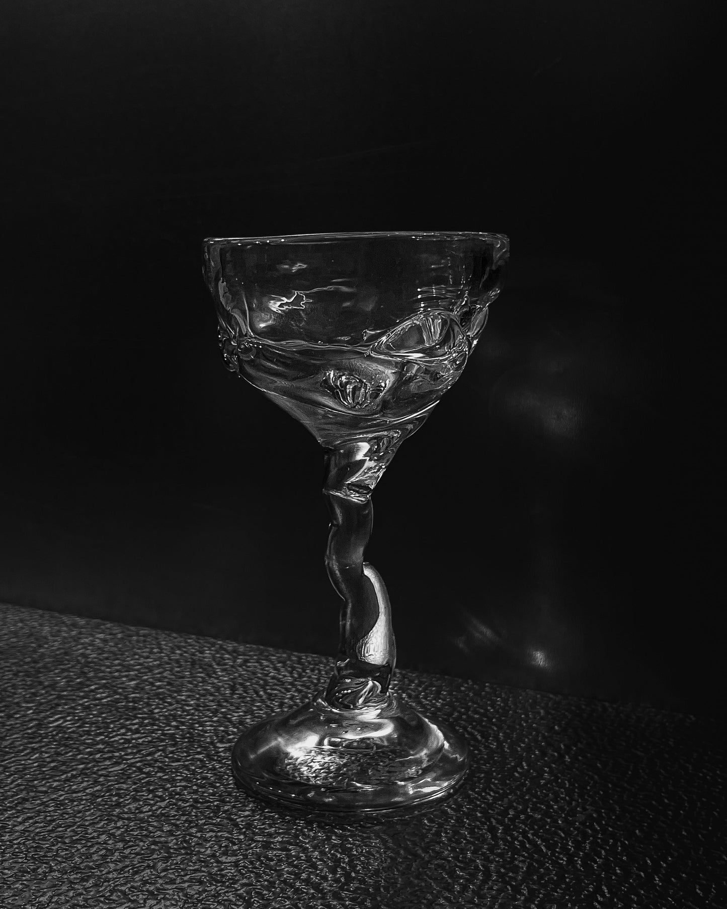 Free-form wine glass