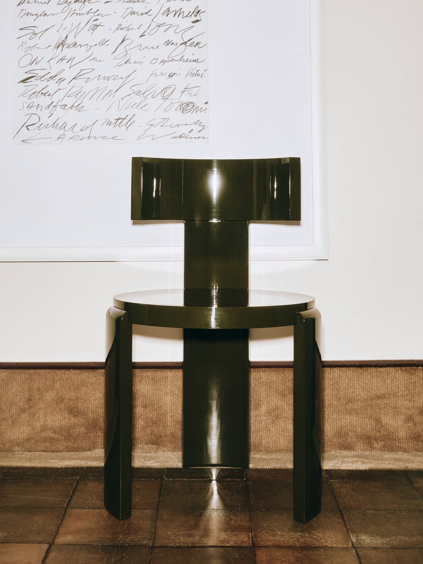 Olive green lacquered spina chair