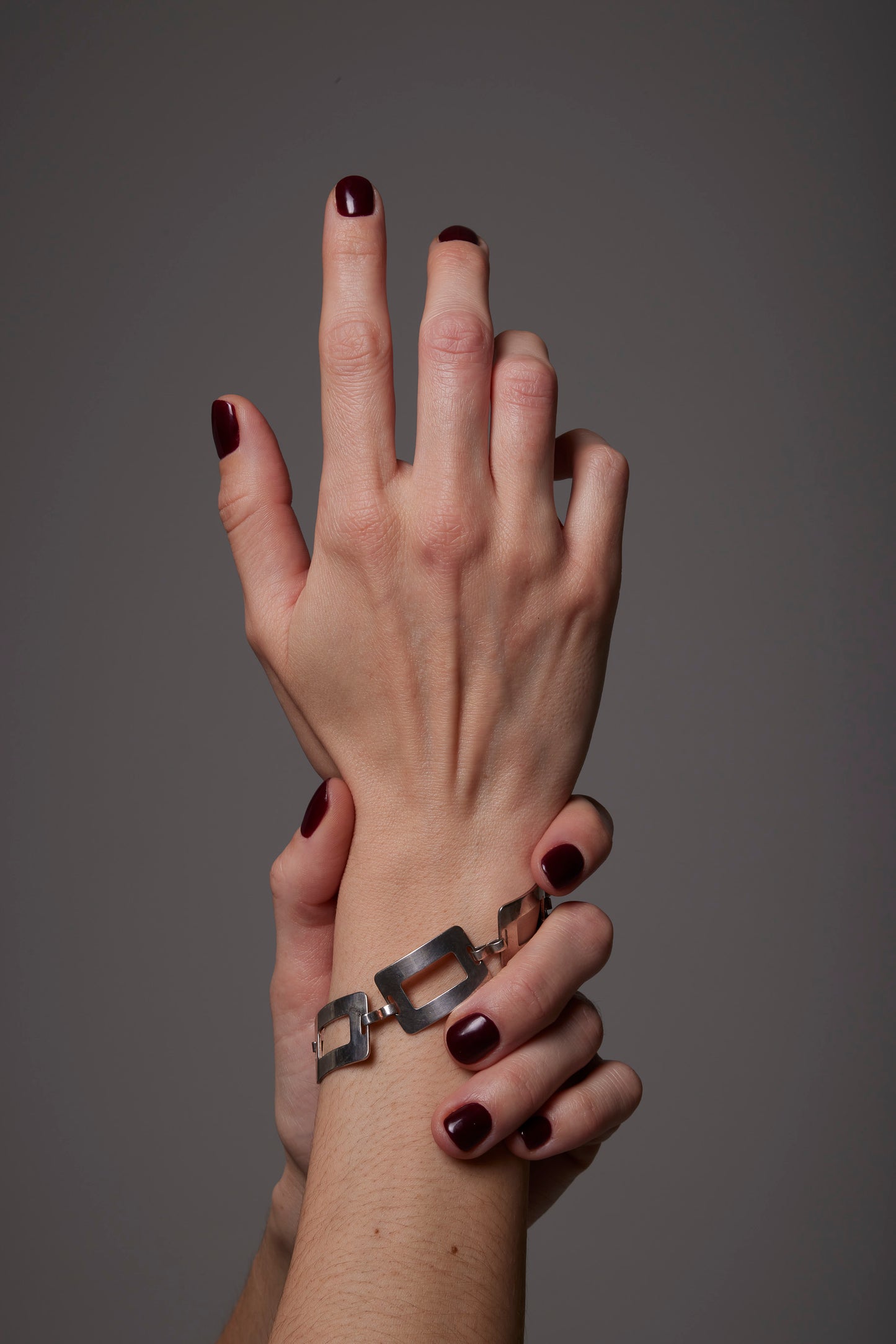 BRACELET MODERNISTE EN ARGENT