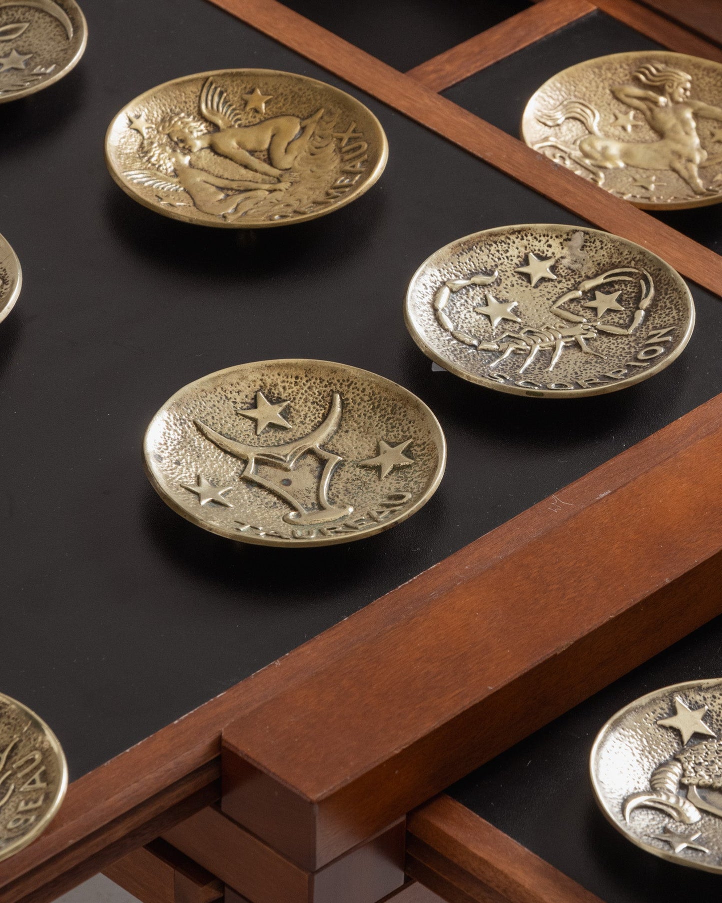 VIDE-POCHE TAUREAU EN BRONZE DORÉ, MAX LE VERRIER, 1930s