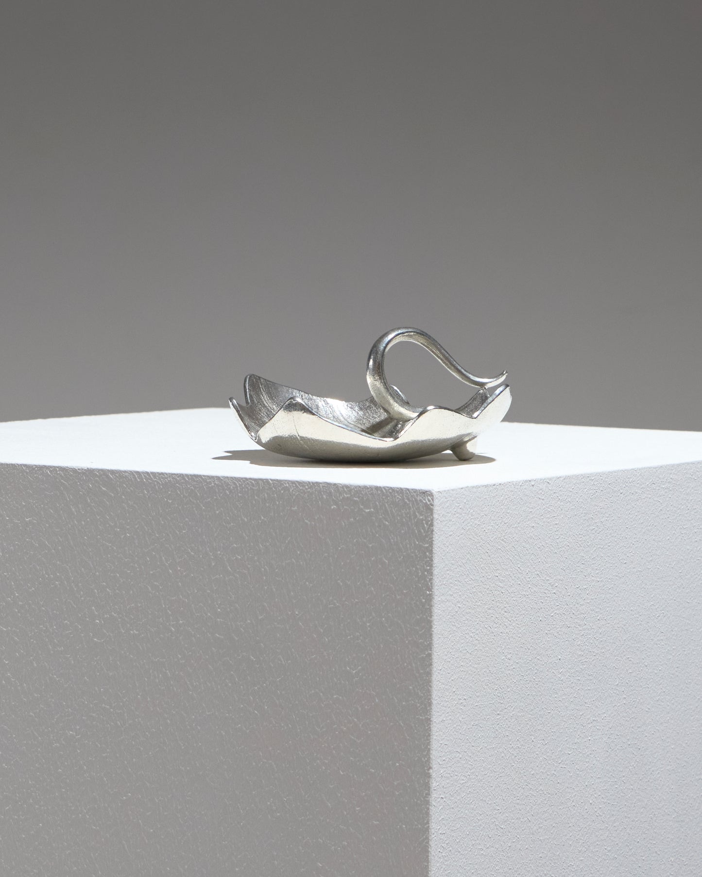 TIN LEAF POCKET TRAY, 1960s