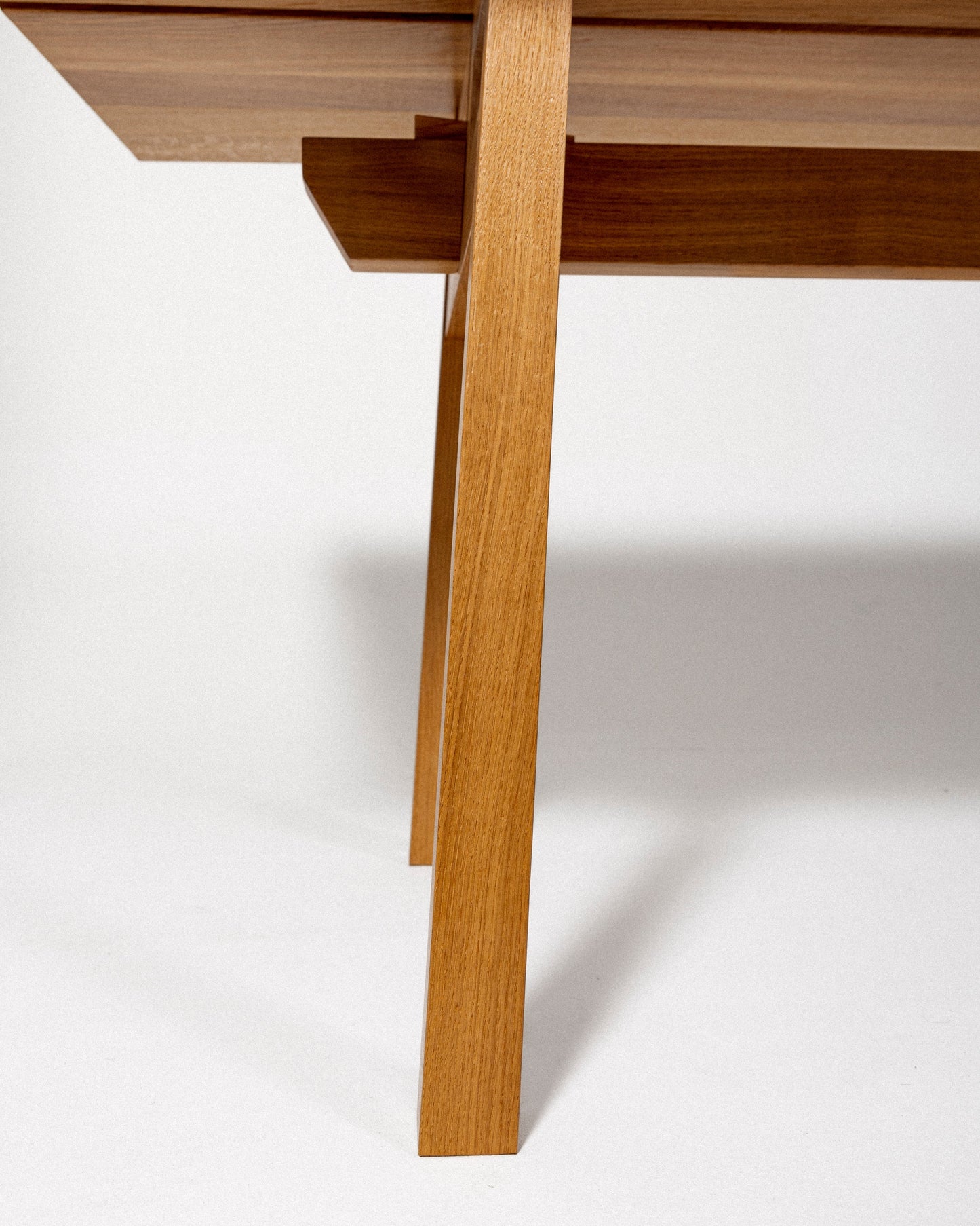 Torii table in solid oak