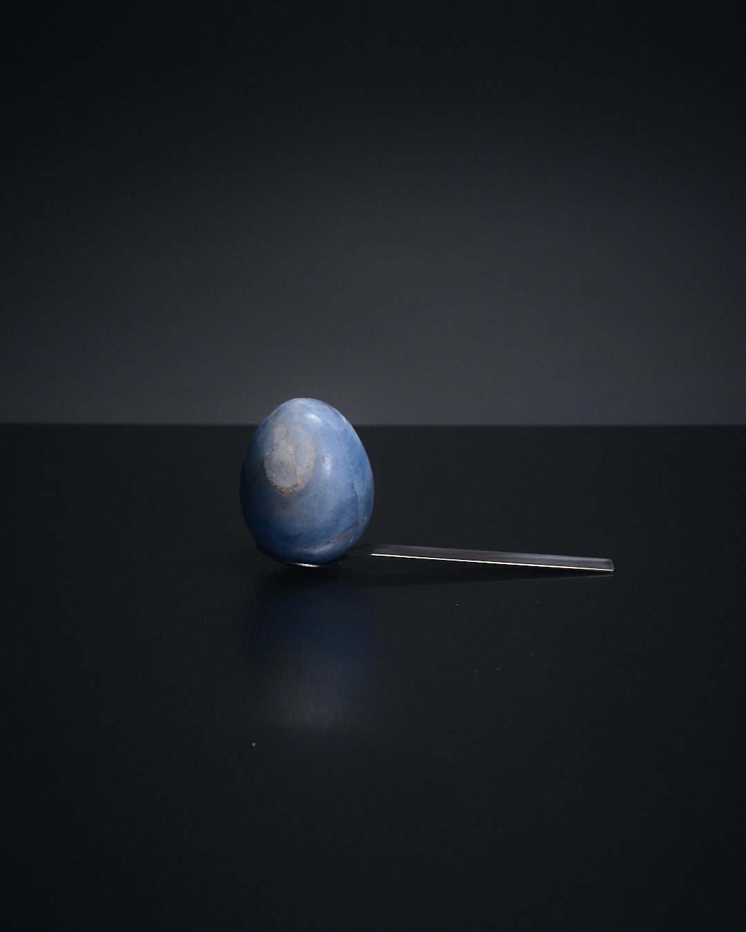 OEUF DÉCORATIF EN CALCITE