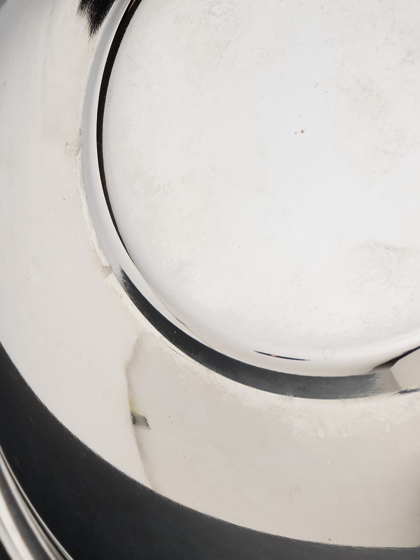 CAVIAR SERVICE, GENEVIÈVE LETHU