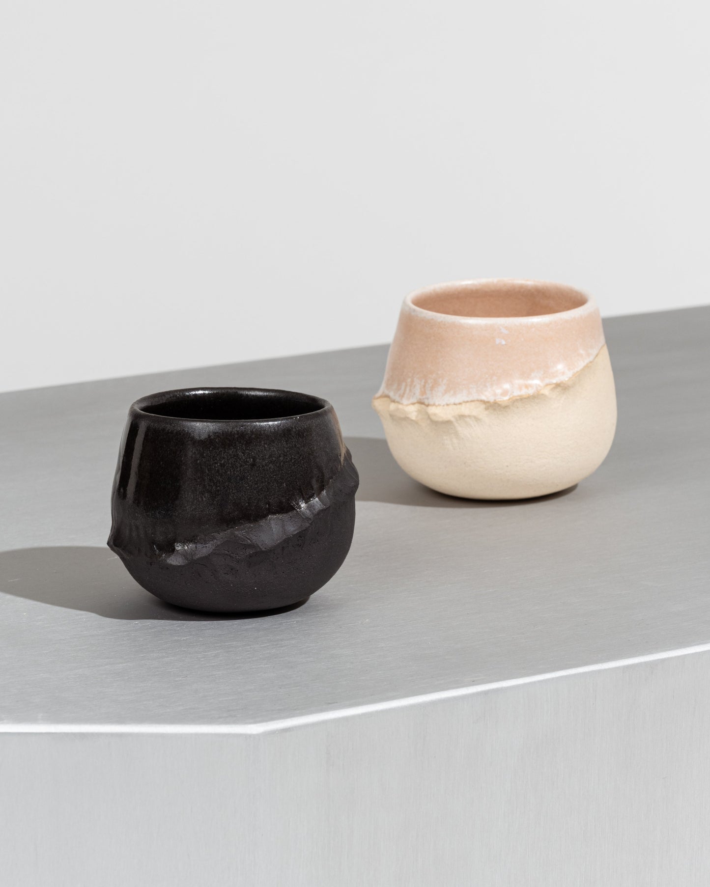 TASSE "DUNES" EN GRÈS