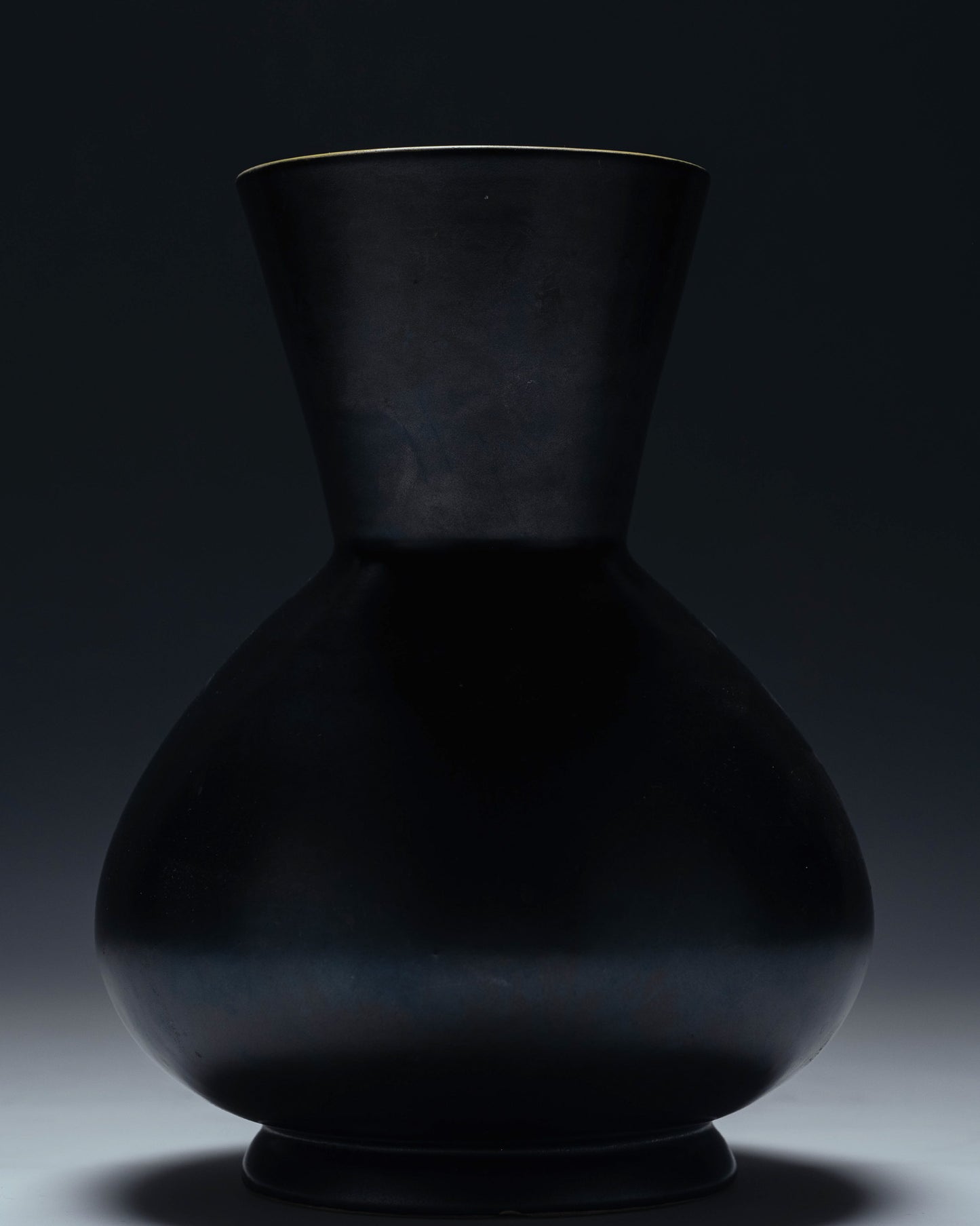 VASE EN CÉRAMIQUE JAUNE ET NOIR, 1960s