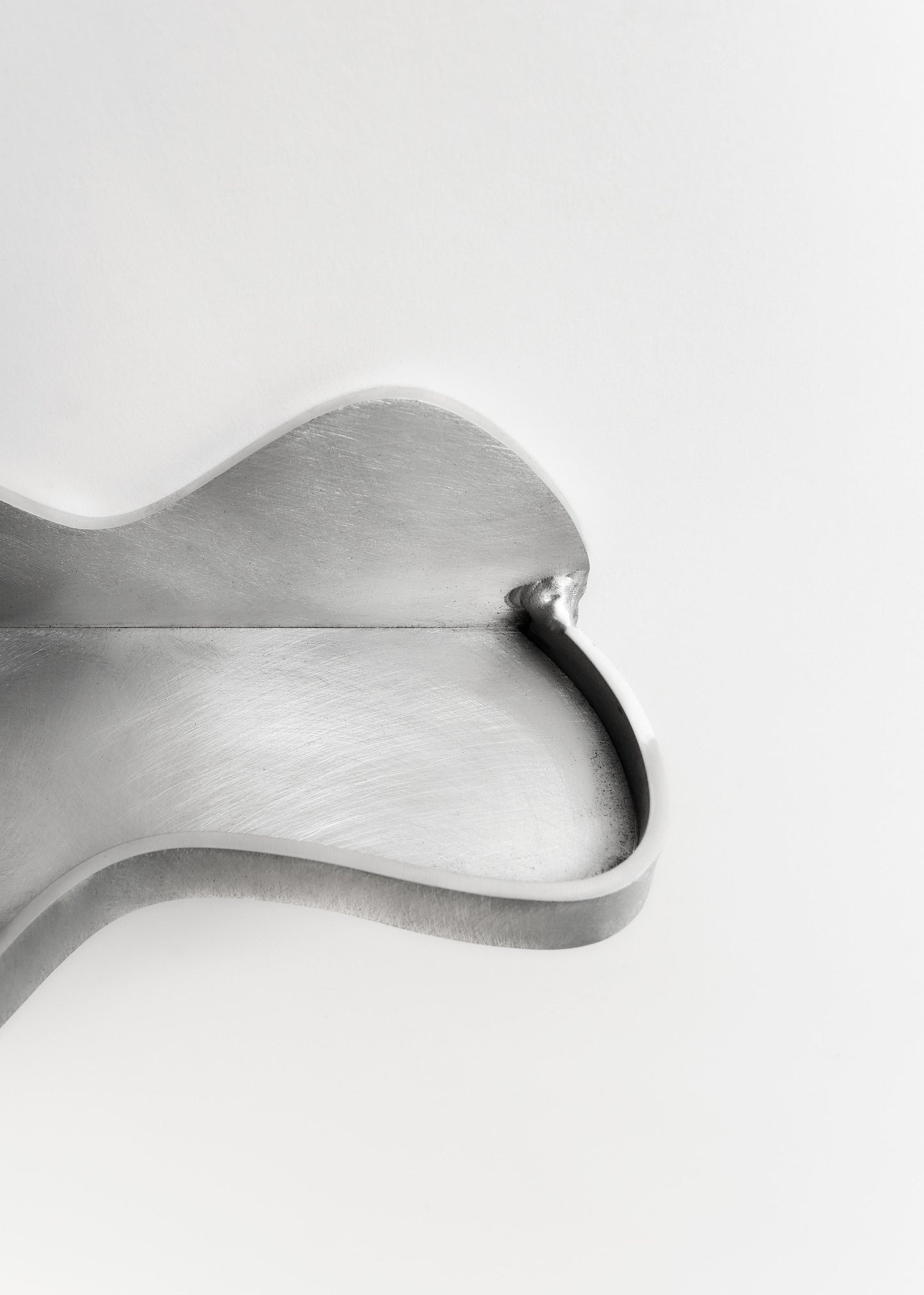 PETITE ÉTAGÈRE EN ALUMINIUM