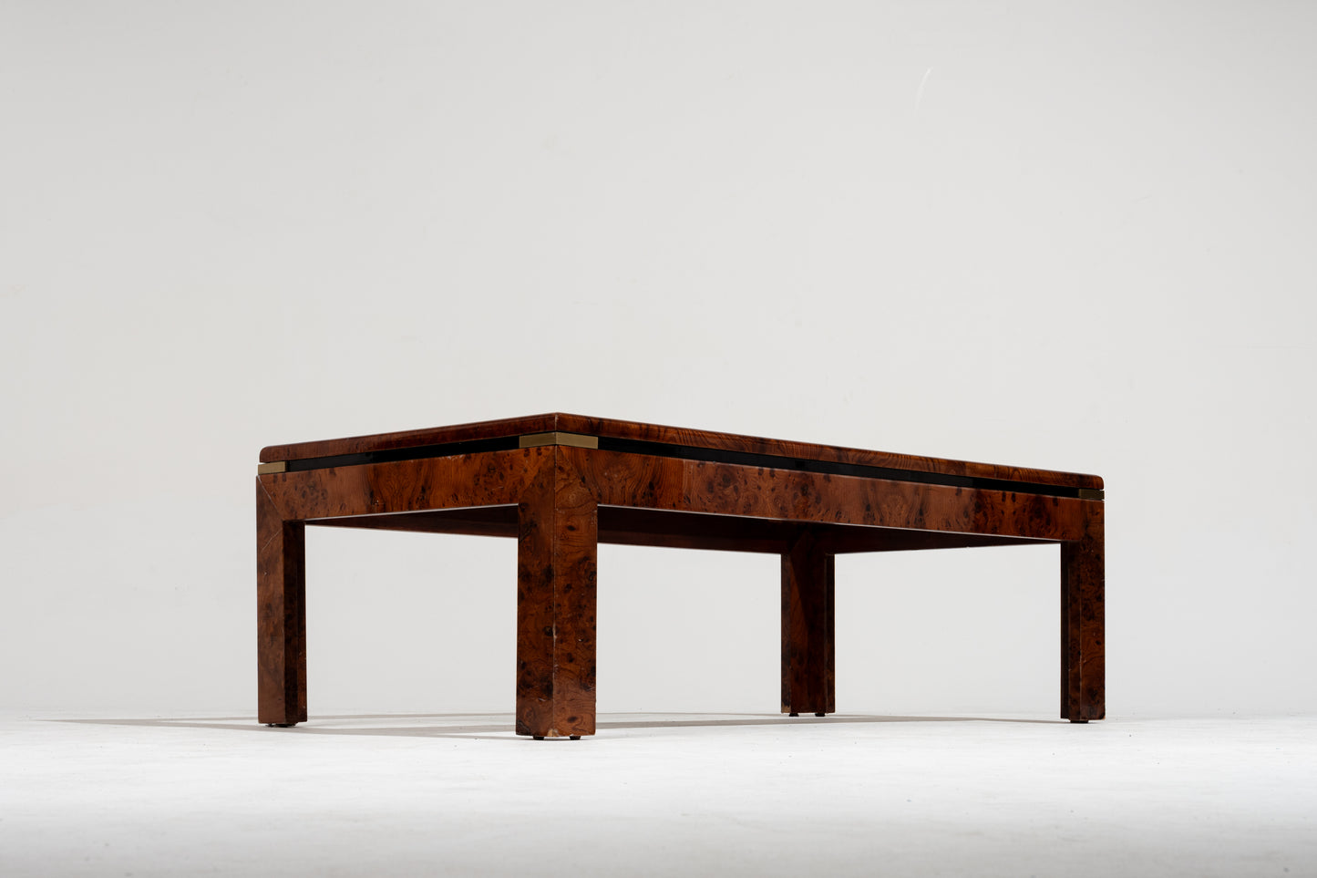 TABLE BASSE RECTANGULAIRE LOUPE D'ORME, 1970s