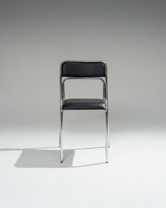 SET DE 4 CHAISES EN ACIER TUBULAIRE ET SIMILI CUIR NOIR, 1980s