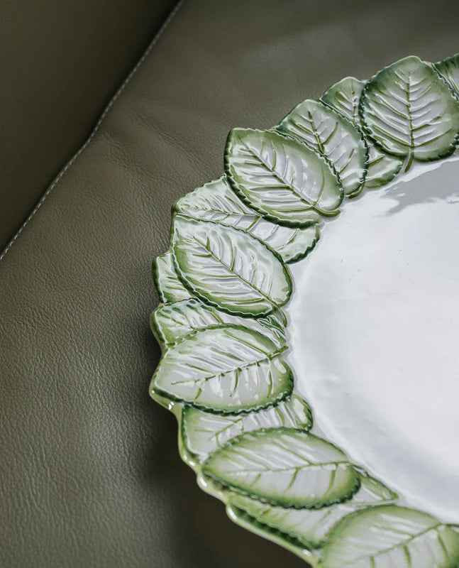 DECORATIVE PLATE