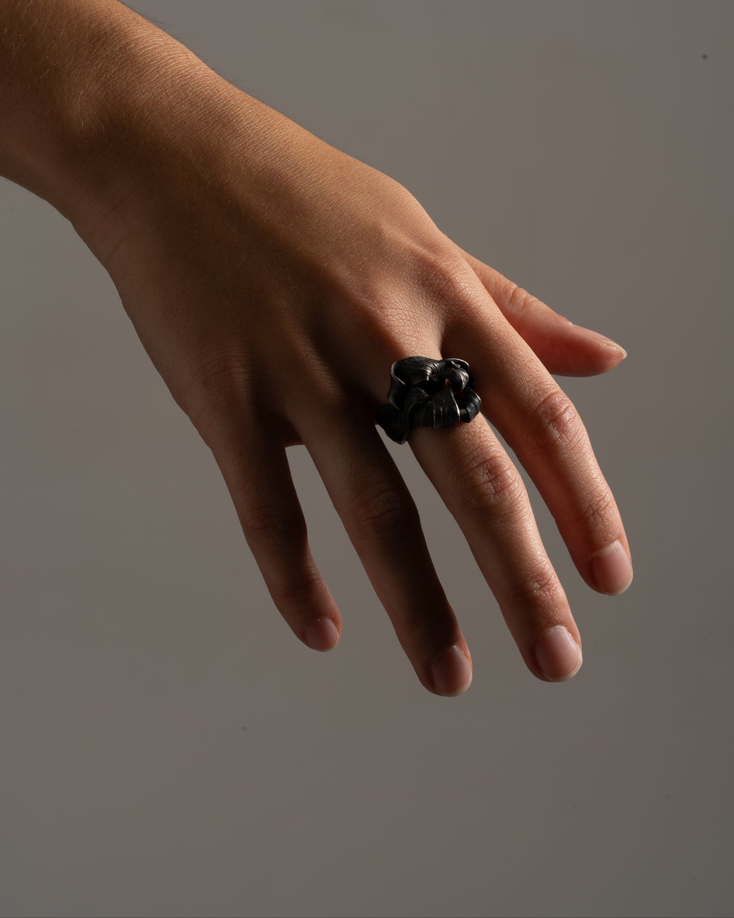 WILD INFERNO BLACK RING