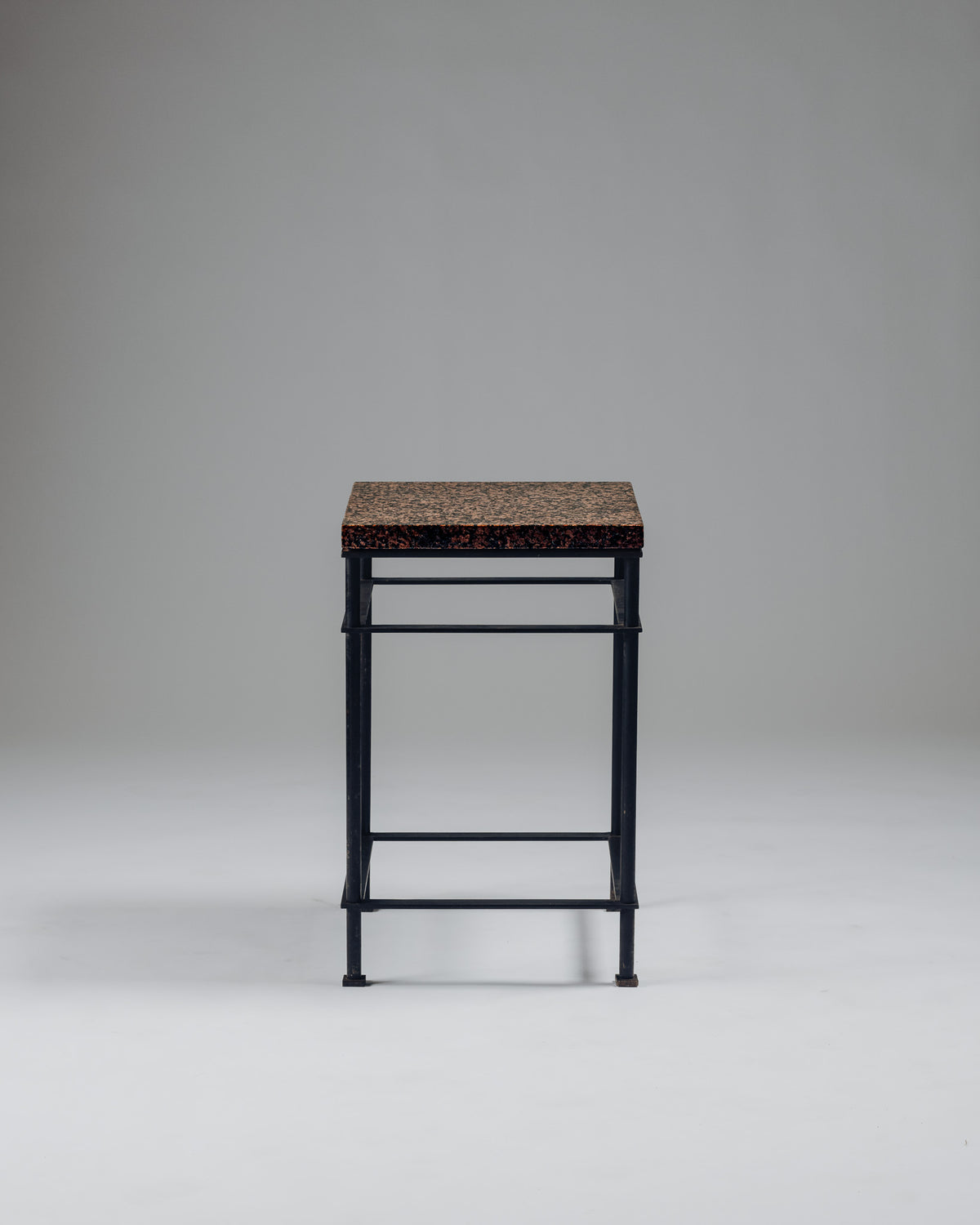 SIDE TABLE IN IRON AND PINK GRANITE, JEAN-MICHEL WILMOTTE, 1980s