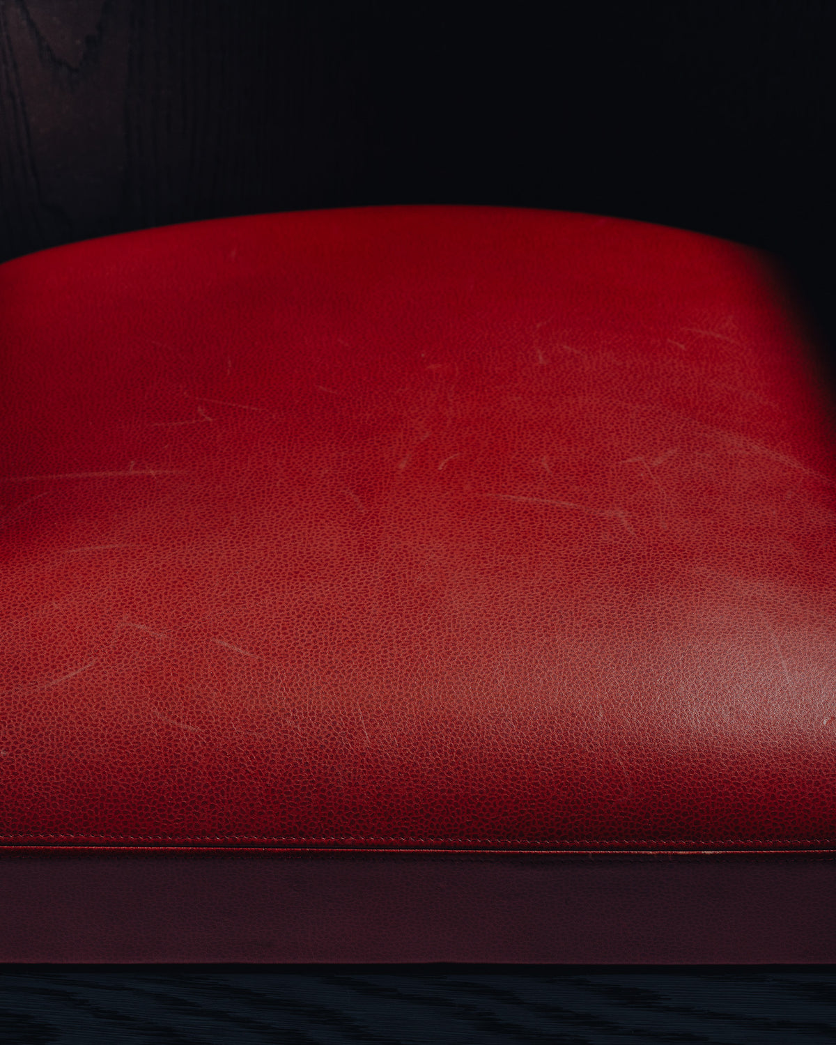 FAUTEUIL 'STALL' EN CHÊNE ET CUIR, CHRISTIAN LIAIGRE, 1990s