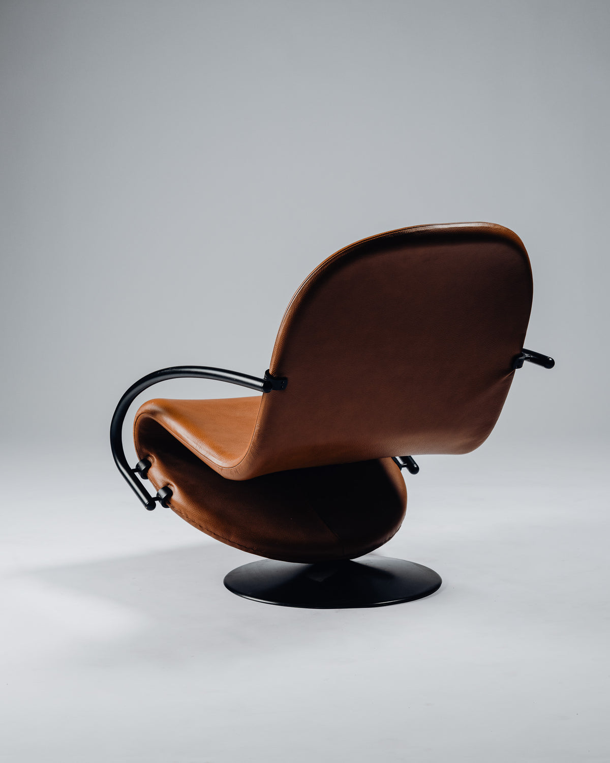 PAIR OF STEEL AND LEATHER ARMCHAIRS, VERNER PANTON, FRITZ HANSEN, 1970s