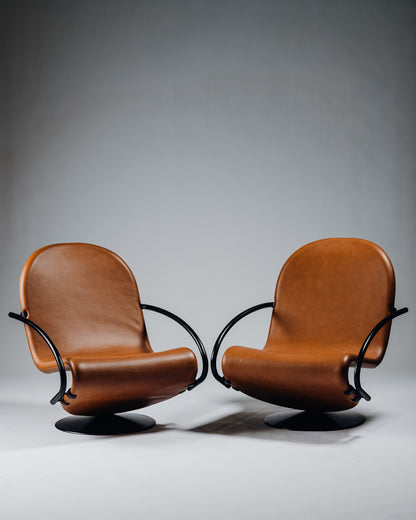 FAUTEUIL EN ACIER ET CUIR, VERNER PANTON, FRITZ HANSEN, 1970s