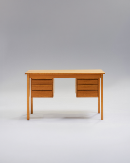 BUREAU EN CHÊNE, PRODUCTION SUÉDOISE, 1960s