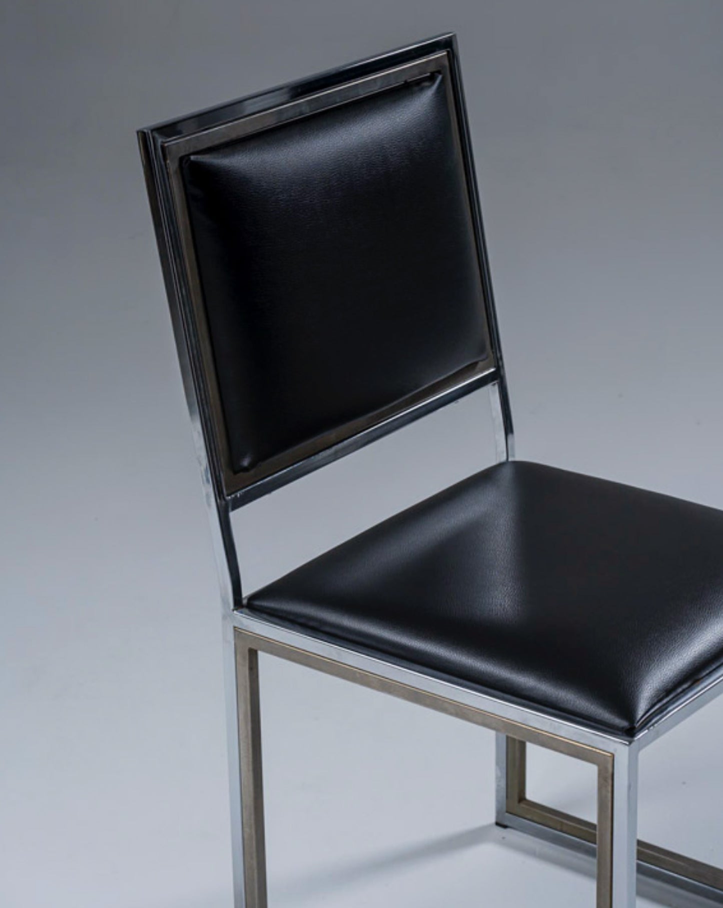 CHAISE EN MÉTAL ET CUIR, 1970s