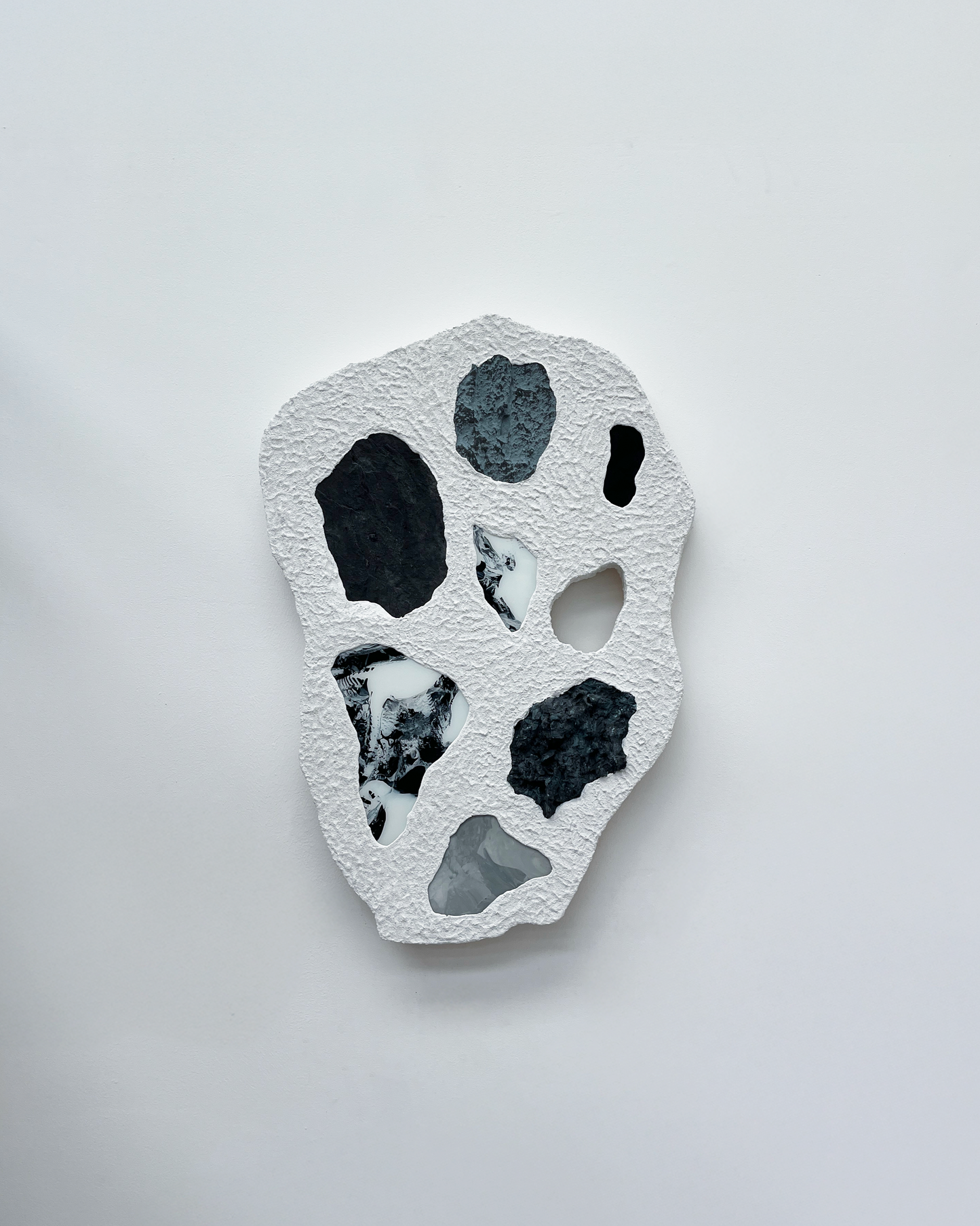 SCULPTURE MURALE "ROCASSEUS 04"