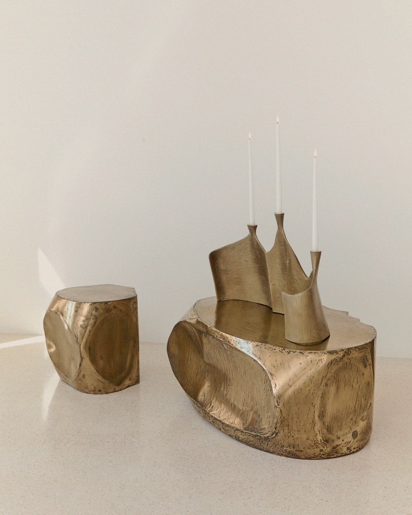 CHANDELIER NIGHT STRIKES SPARKS