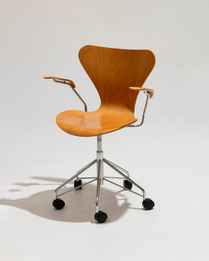 CHAISE DE BUREAU PIVOTANTE 3217, ARNE JACOBSEN, 1960s