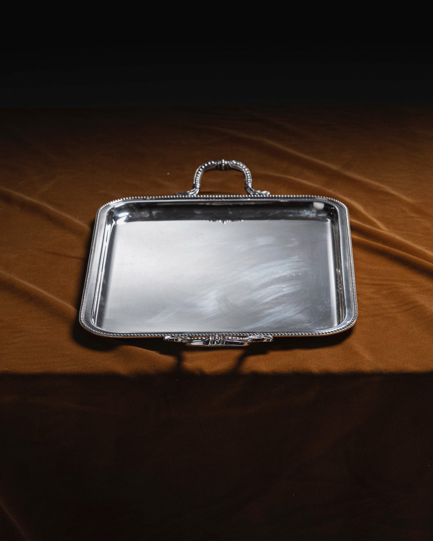 GRAND PLATEAU EN MÉTAL ARGENTÉ, ROUX-MARQUIAND, 1950s