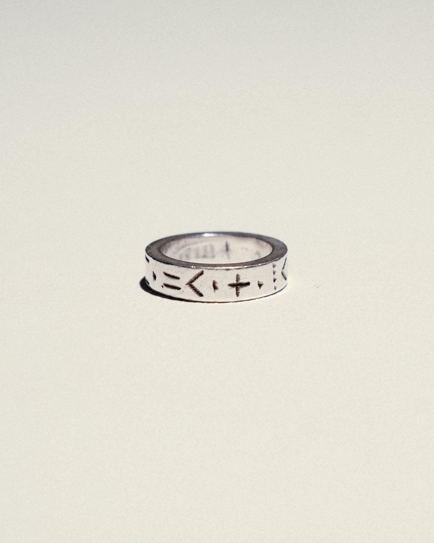 "ORYX" RING