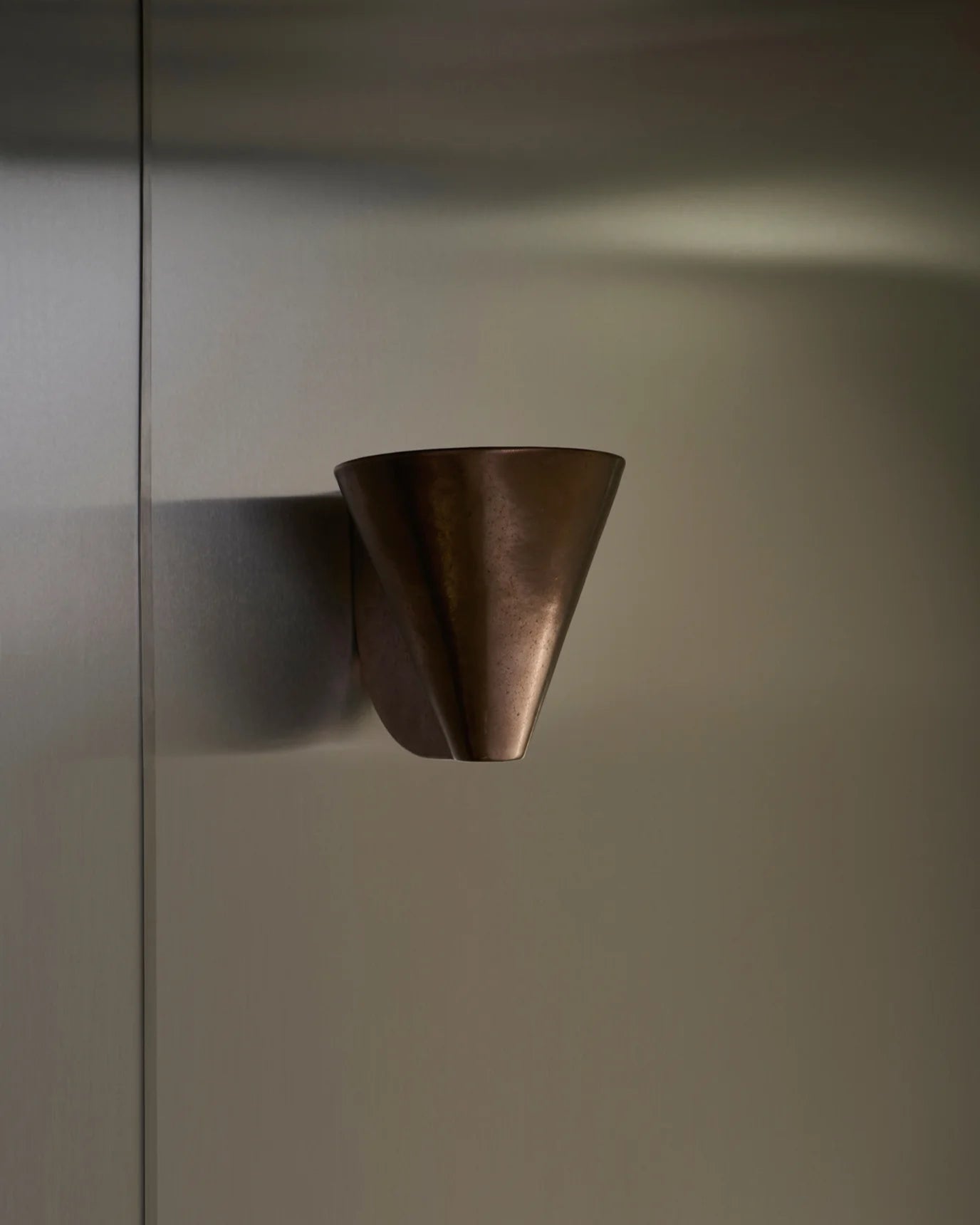 Empyrean wall lamp