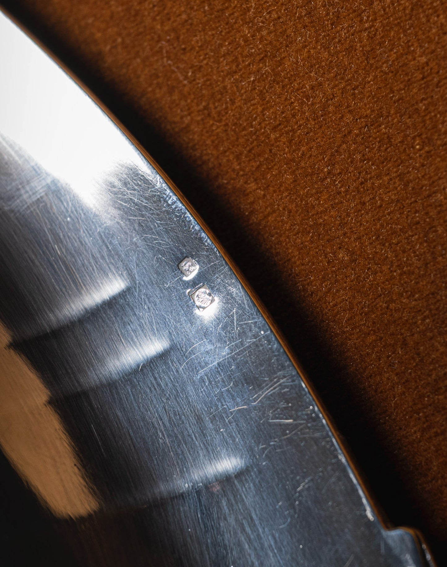 SILVER-PLATED METAL SERVING PLATTER, 1920s