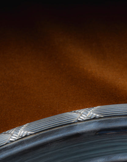 PLAT DE SERVICE EN MÉTAL ARGENTÉ, 1930s