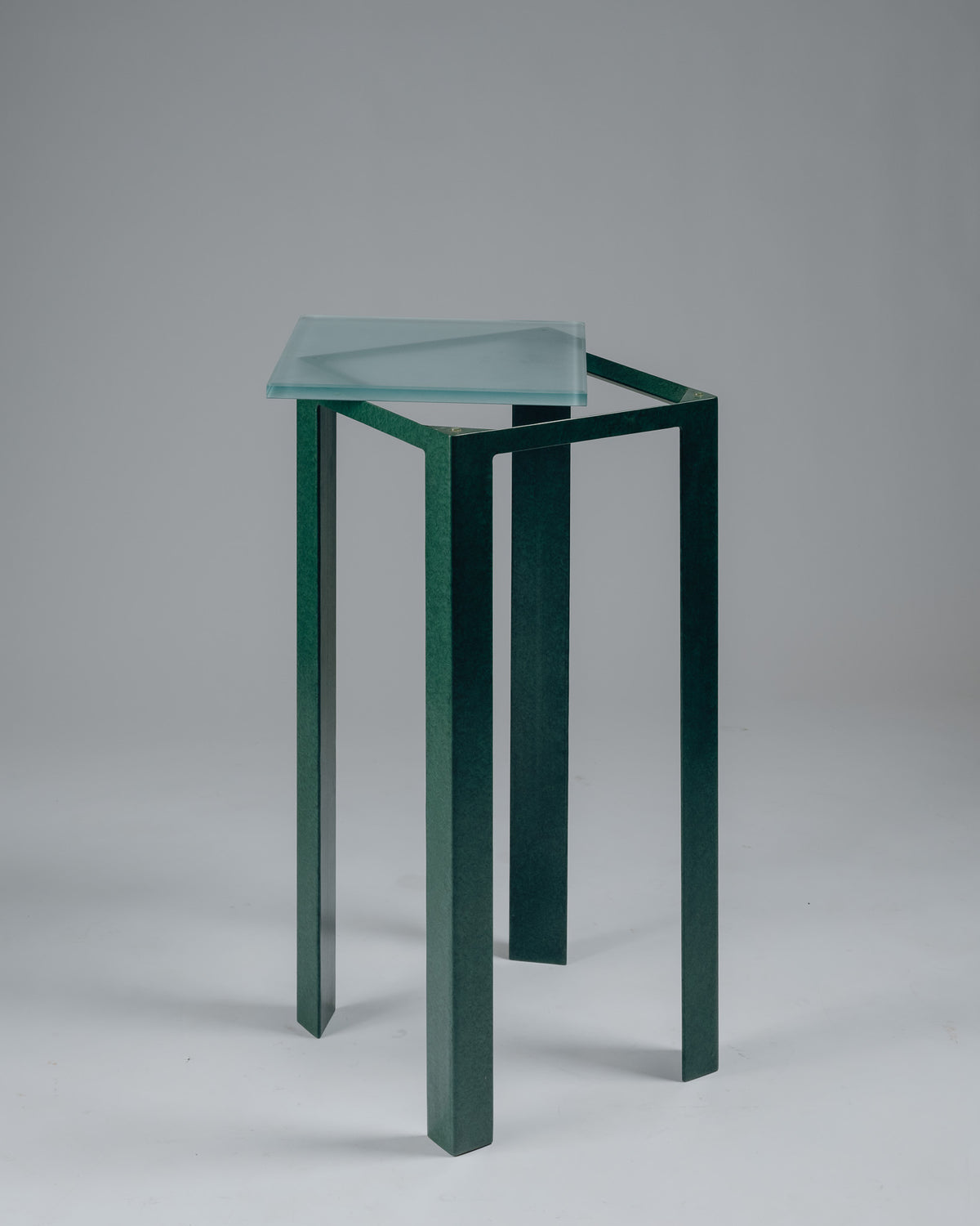 GUÉRIDON 'SYNTHÈSE' EN MÉTAL ET VERRE, CHRISTIAN DUC, 1980s