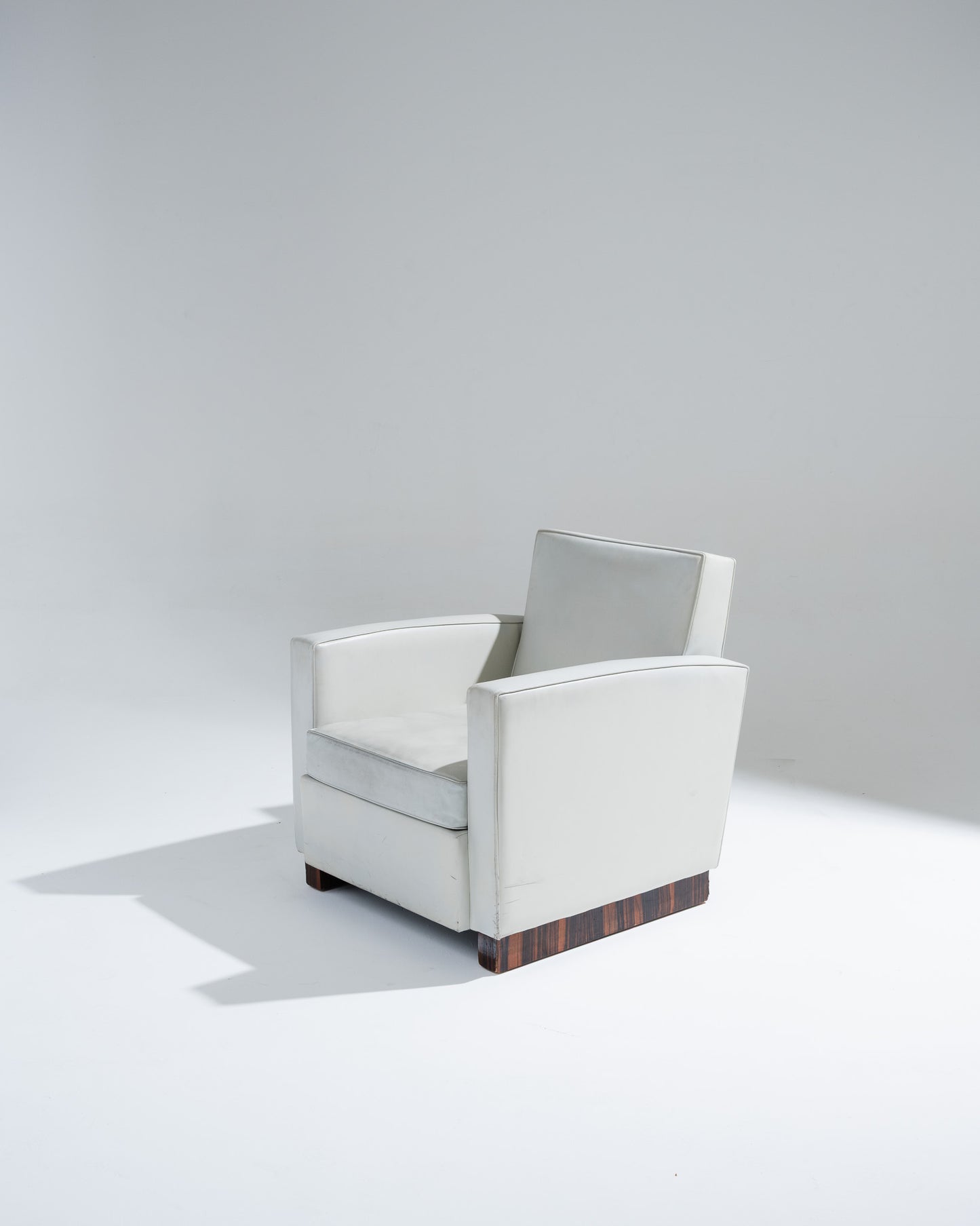 FAUTEUIL EN CUIR ART DÉCO, JACQUES ADNET, 1930s