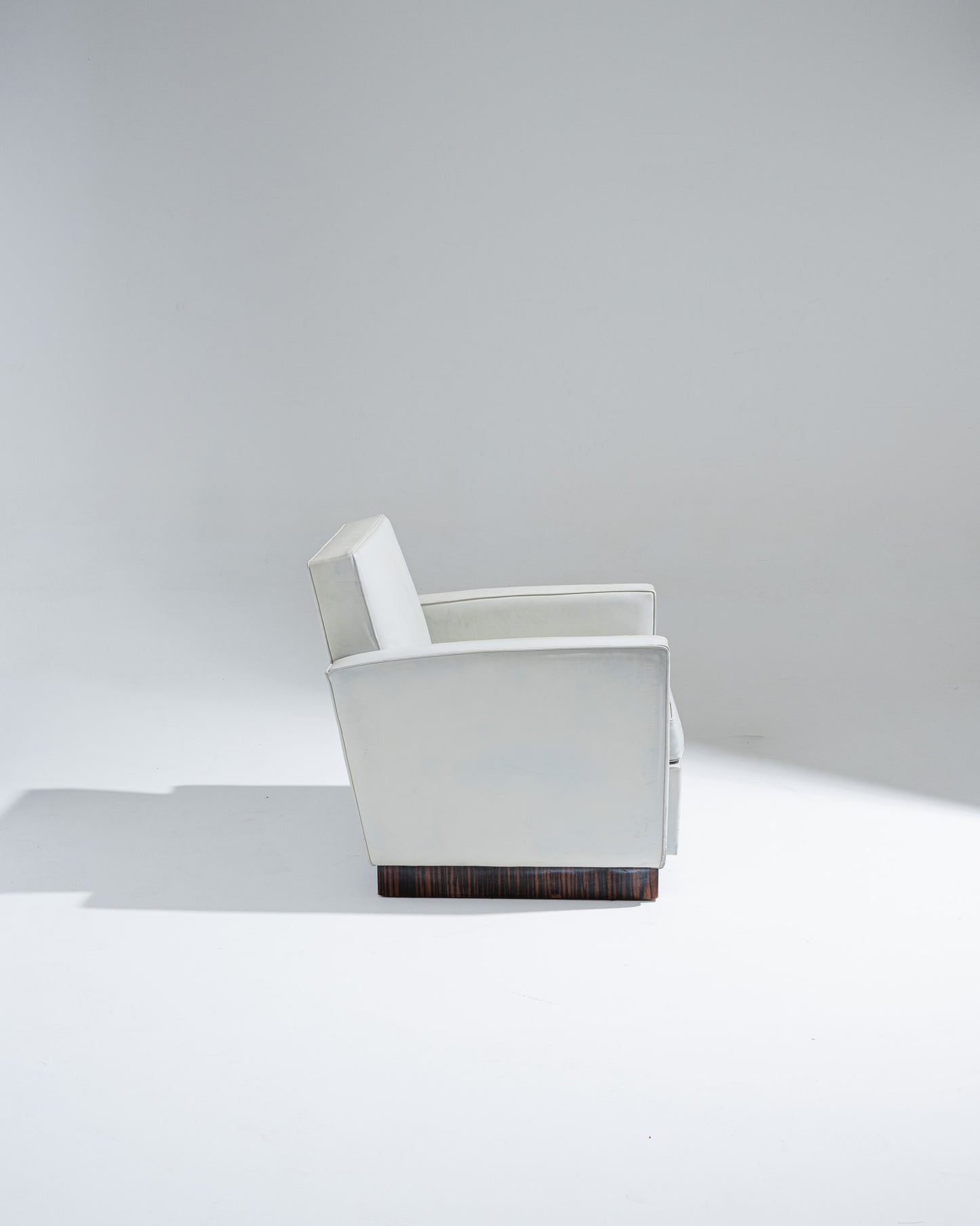 FAUTEUIL EN CUIR ART DÉCO, JACQUES ADNET, 1930s