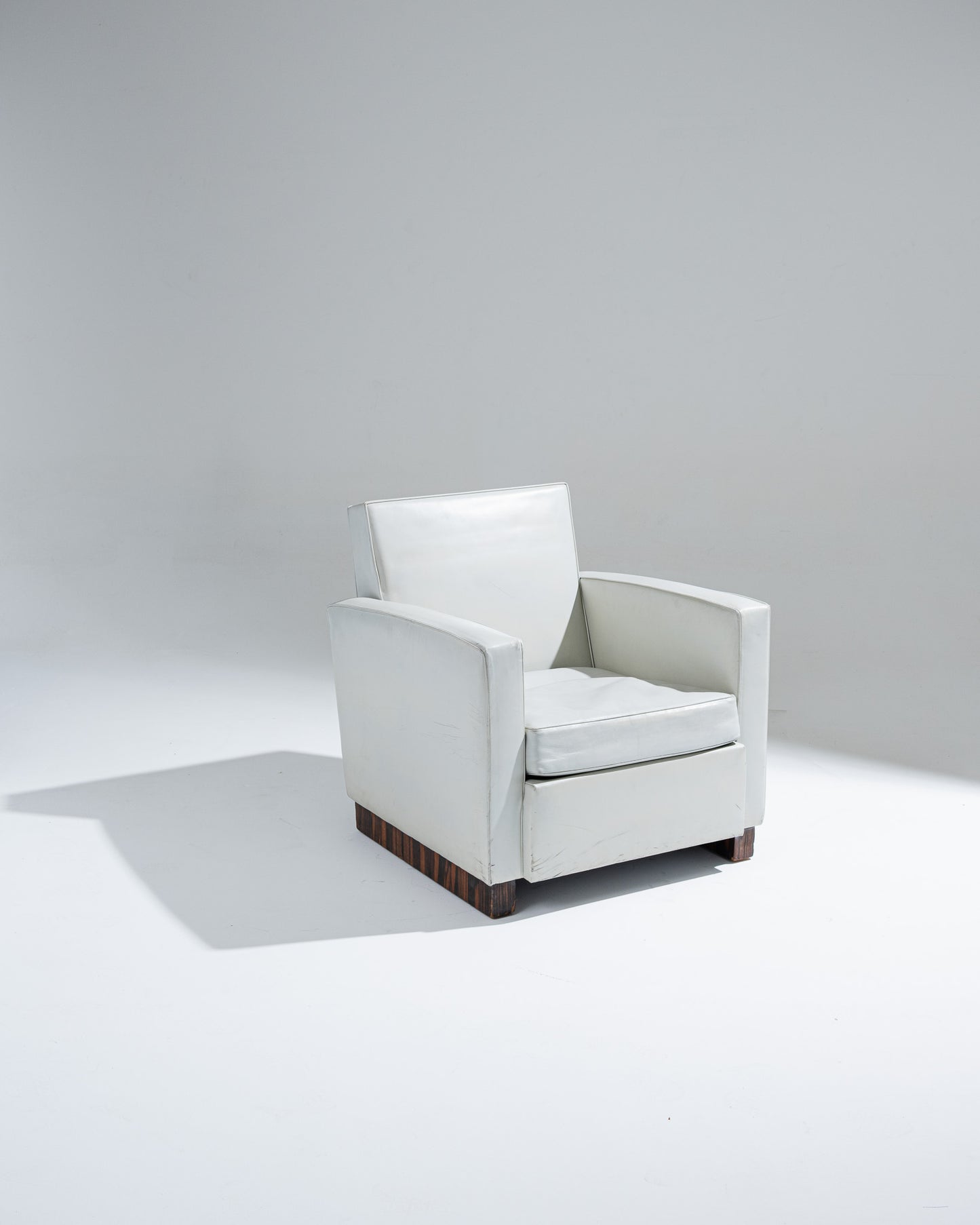 FAUTEUIL EN CUIR ART DÉCO, JACQUES ADNET, 1930s