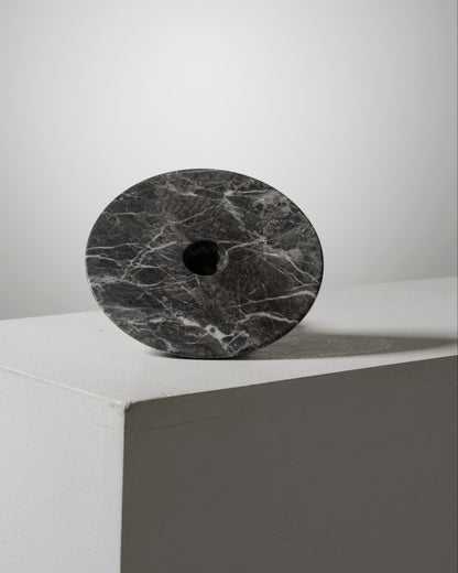 BOUGEOIR EN MARBRE GRIS