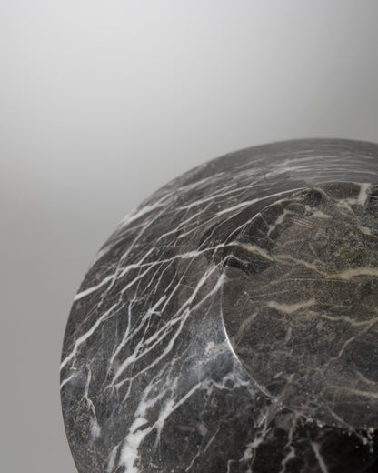 BOUGEOIR EN MARBRE GRIS