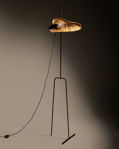 Bird floor lamp