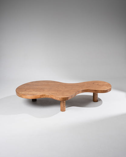 TABLE BASSE EN CHÊNE DE FORME LIBRE
