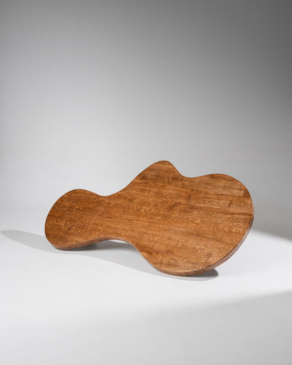 TABLE BASSE EN CHÊNE DE FORME LIBRE