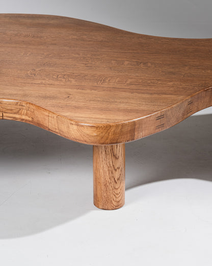 TABLE BASSE EN CHÊNE DE FORME LIBRE